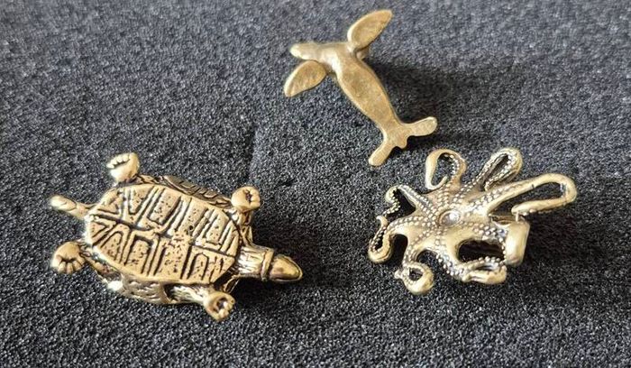 3 brass animals. Solid brass.