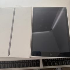 Apple iPad 9th Generation - 64gb