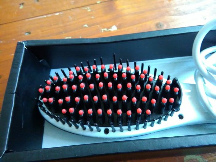 Hair straightener