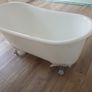 Cast iron bath. New Image 3