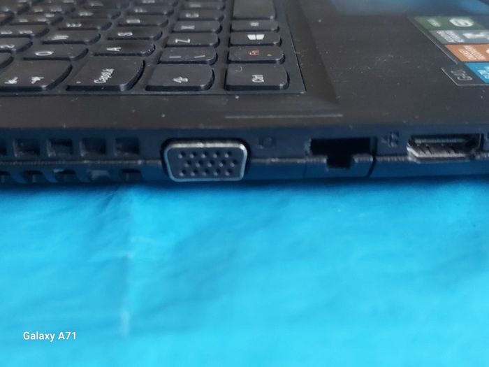 Lenovo G40-30 Model 80FY, Intel Celeron CPU N2840, 2.16GHz, 2GB Ram, 500GB HDD, Windows 8, Chrome and VLC for best Movie experience