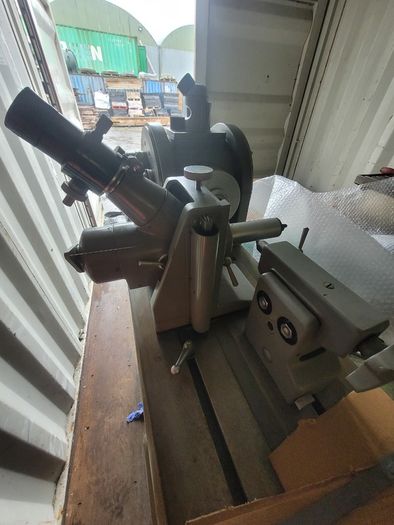 Leitz optical dividing head