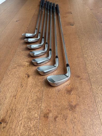 Callaway Apex DCB Irons 4-PW