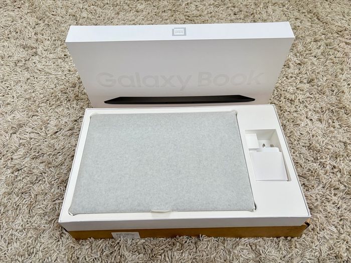 Samsung galaxy book 3 Ultra 16" 3K Oled