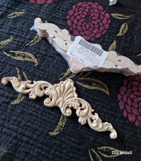 16 New Wood mouldings