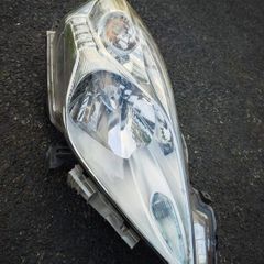 Nissan Leaf Headlights / Headlamps 2013-2017 Driver & Passenger