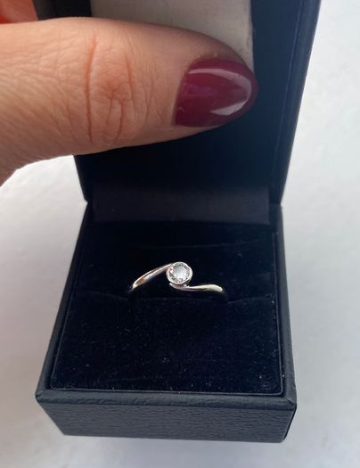 White Gold Diamond Single Stone Ring