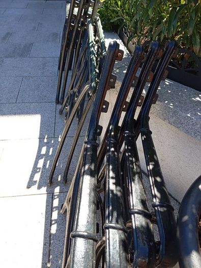 garden table chairs,all in perfect condition,