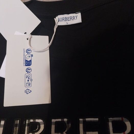 Burberry black t-shirt with embroidered logo