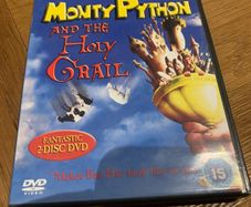 Monty Python and the Holy Grail (2 Disc Edition)