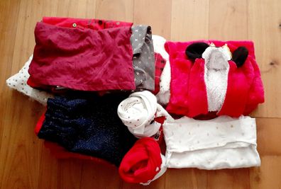 Baby Girl Christmas Clothes (12-18 months) 25+ items