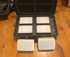 Aputure MC 4 Light Travel Kit