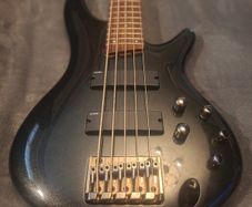 Ibanez SR305 5-String Bass
