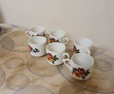 six arklow floral cups