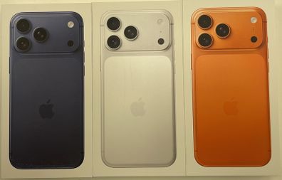 iphone 17 Pro Max 256GB (BLUE /ORANGE/SILVER COLOUR )IRISH STOCK/EU Unlocked Brand New Sealed 1 year Apple Warranty Free Phone Cover and Screen Protector RECEIPT
