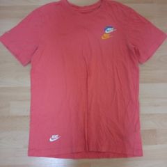 Nike T-shirt