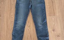 Levi's womens jeans 310 shaping (28W, 30L)