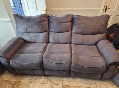 3 seater recliner and 2 reclining chairs
