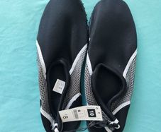 Aqua Shoes for men. BRAND NEW