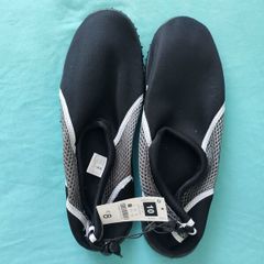 Aqua Shoes for men. BRAND NEW