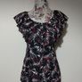 Beautiful Banana Republic Top Image 3