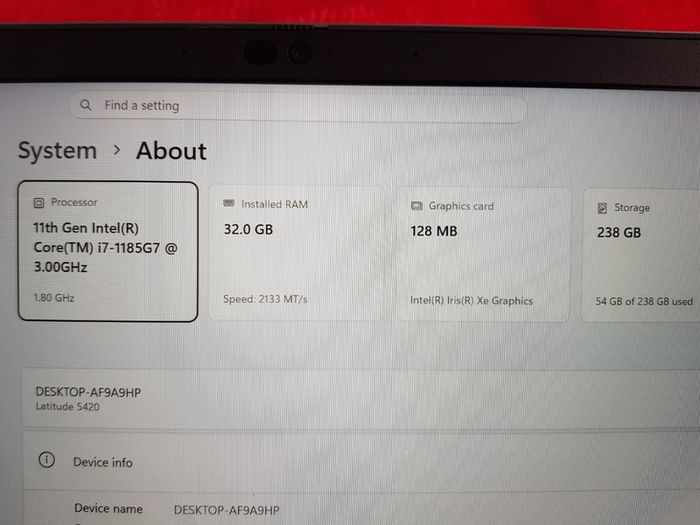 Dell Latitude 5420 (Touchscreen), i7 Cpu (11th gen), 32 GB Ram,256 GB (SSD).