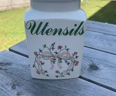 Eternal Beau Utensils Holder / Jar / Pot