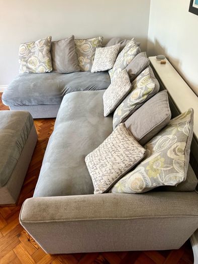 Corner Sofa | Footstool | Pillow Back