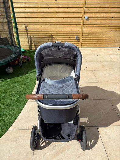 Uppababy Vista Travel (Bassinet and Buggy) Set