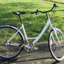 Raleigh Airlite Ladies City Bike 28 Inch Medium Frame Rear Rack Image 3