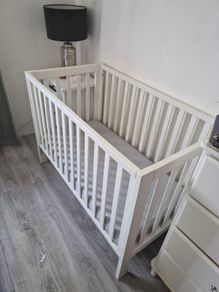 Mothercare White Cot Bed 3 Height Settings
