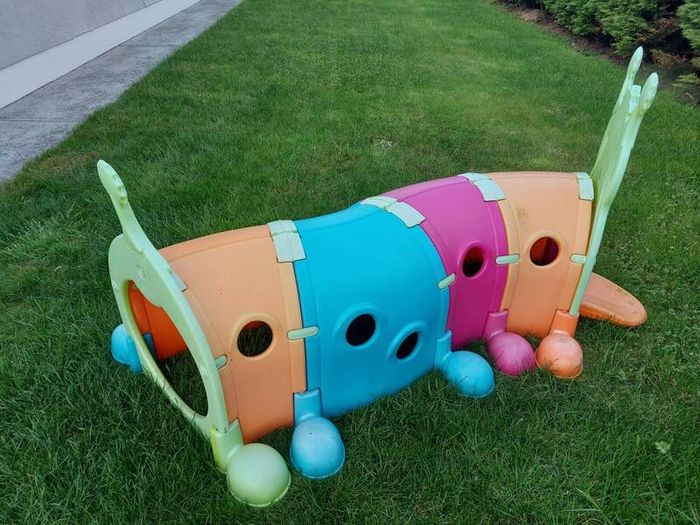 Kids Caterpillar Tunnel
