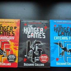 New Hunger Games Trilogy (Set of 3 books)