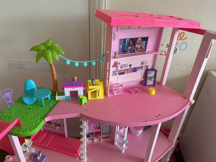 Barbie Dream House