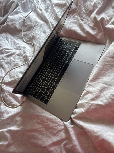 MacBook Air 2019