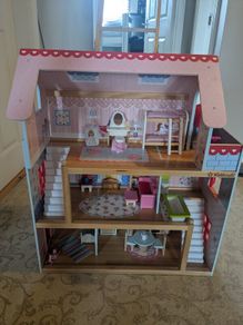 KidKraft Doll House