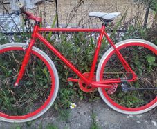 Red fixie bike