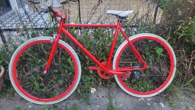Red fixie bike
