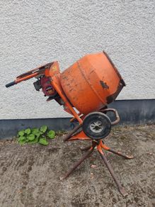 Honda Petrol Cement Mixer for repair or part's