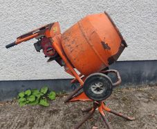 Honda Petrol Cement Mixer for repair or part's