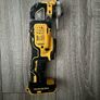 DeWALT 18V XR Brushless Oscillating Multi-Tool Image 5