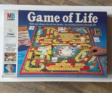 Vintage 1984 MB Games Game of Life - Complete + Loads of Spares