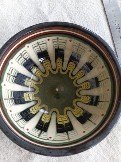 folk ceramic