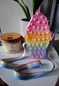 Four scoops pop it bag