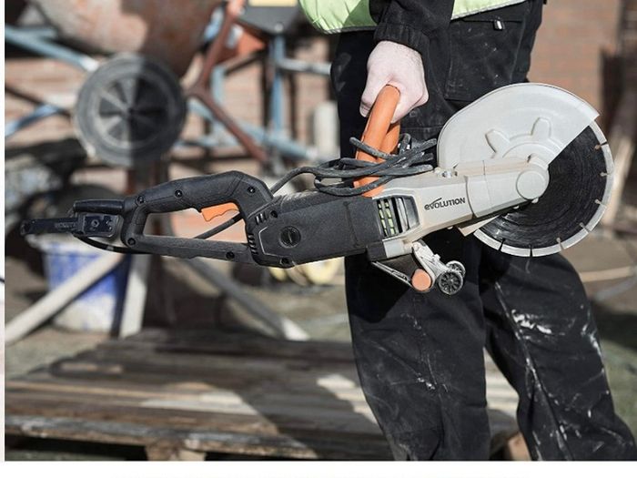 230mm Concrete Saw - 2000W Motor, No Gas, 90 mm Cut, Incl Diamond Masonry Blade, 230V (FREE POSTAGE)