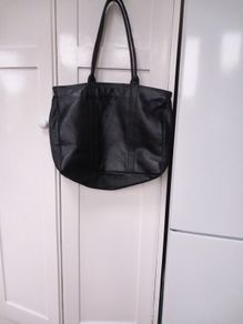 Large Black Leather Bag " Chic Brand" 17 x 13 x 5.5 Inches
