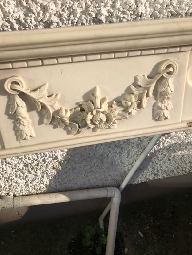 fireplace surround