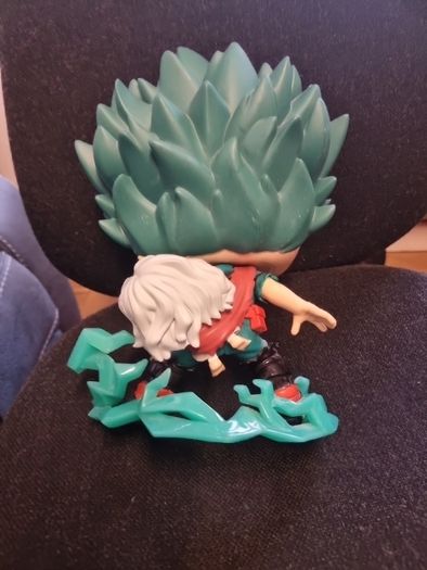 POP! My Hero Academia . 1010 . 10 inch  Infinite Deku with Eri Super Sized