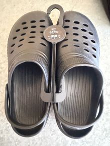 Croc Style Summer Clogs (Hot Tuna Brand)