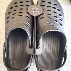 Croc Style Summer Clogs (Hot Tuna Brand)